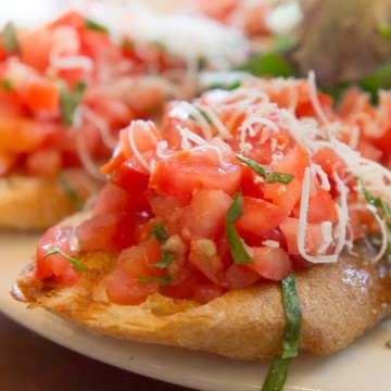 Bruschetta Salsa Tomat