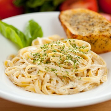 Fettuccine Alfredo